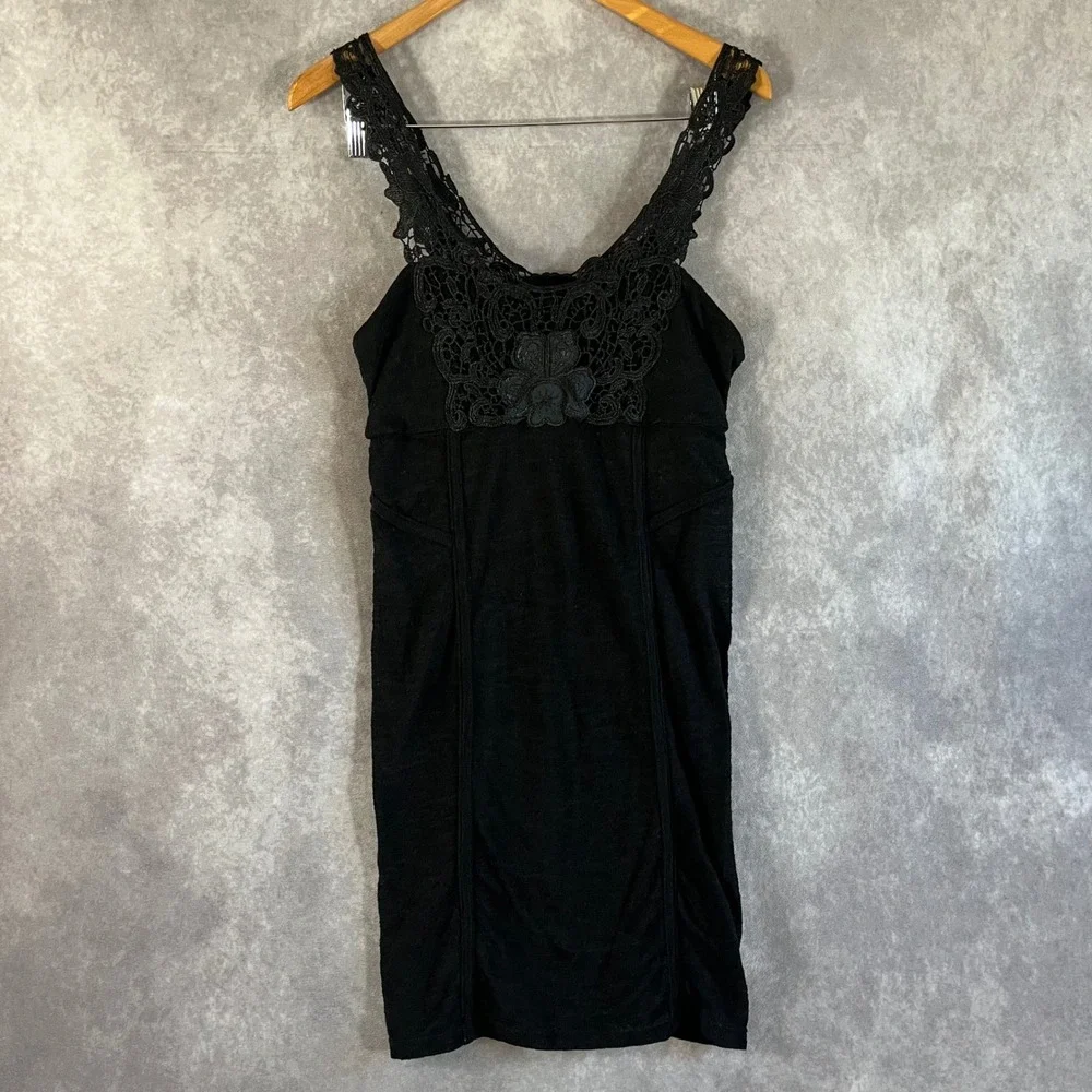Free People Mini Dress Womens Medium Black Lace Crochet Boho Whimsigoth OB403622